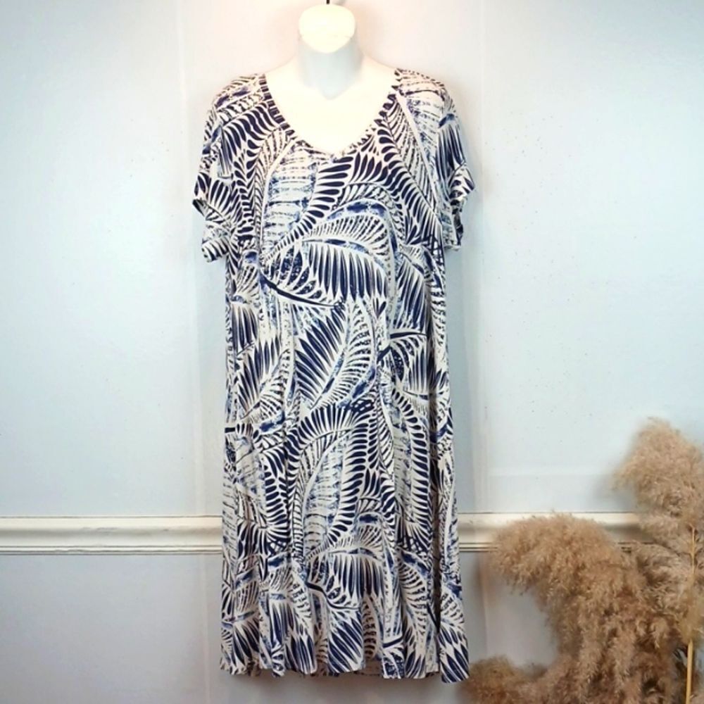 Tahari blue/ white  tropical palm print V neck cap sleeve midi flowy dress 1X